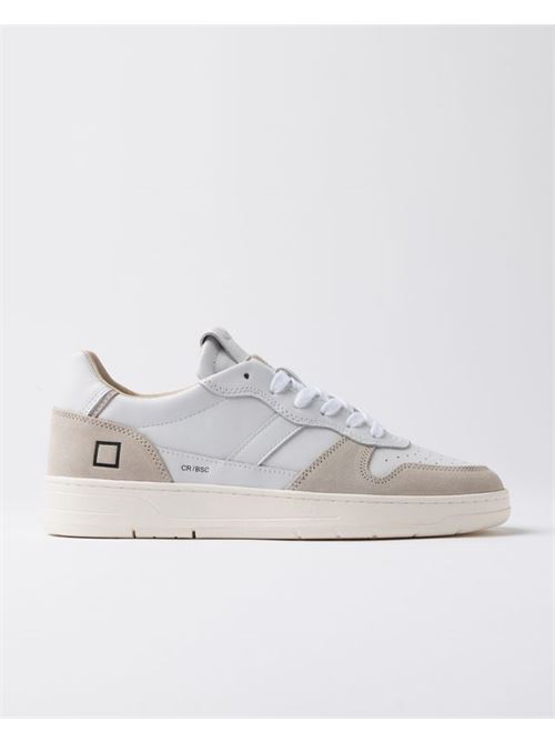 Sneakers bassa in pelle colore bianco e suede beige.